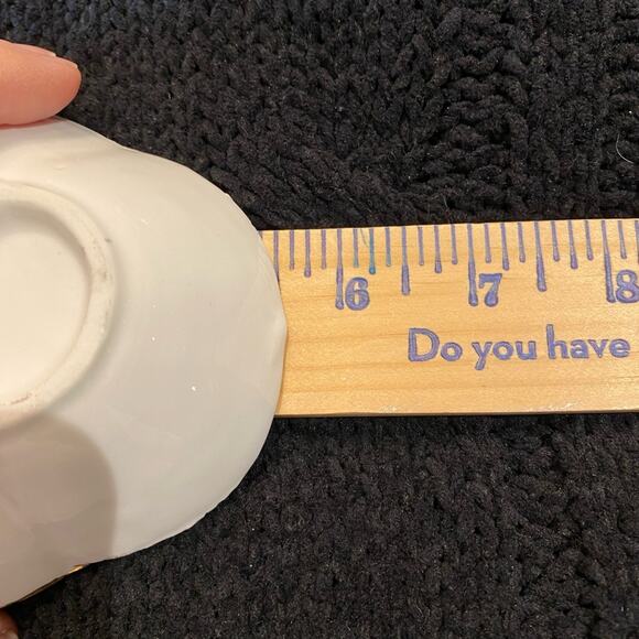 Aynsley Cottage Garden Porcelain Trinket/Soap Dish with Floral and Butterflies - Picture 3 of 4